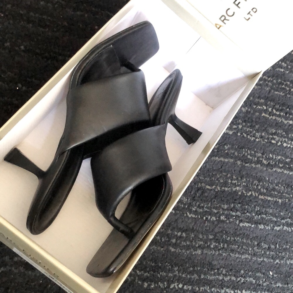 MARC FISHER (9.5) Classy Heeled Slip-on - Picture 3 of 10
